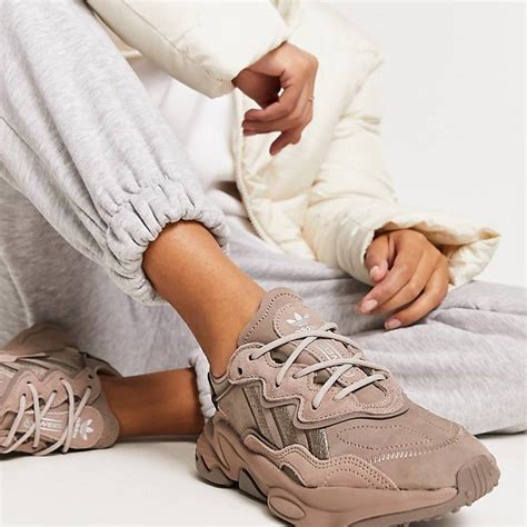 adidas ozweego 1993ad|adidas originals ozweego women's beige.